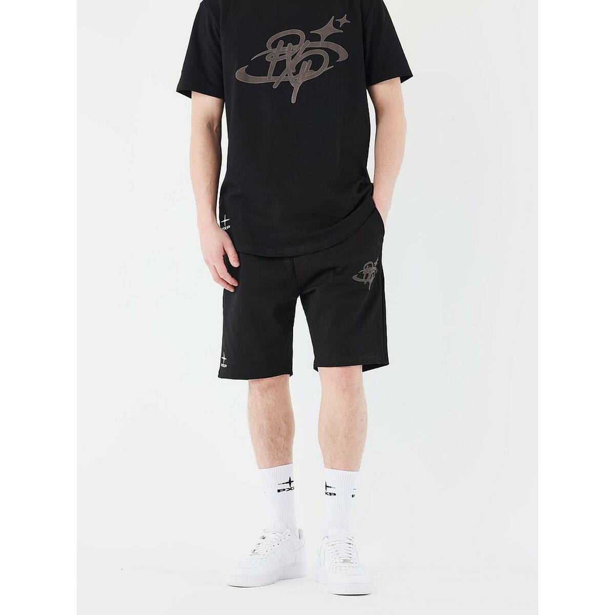 V3H0F06F1EFEED8E329F7DD3F2E052C0153R5846328P1