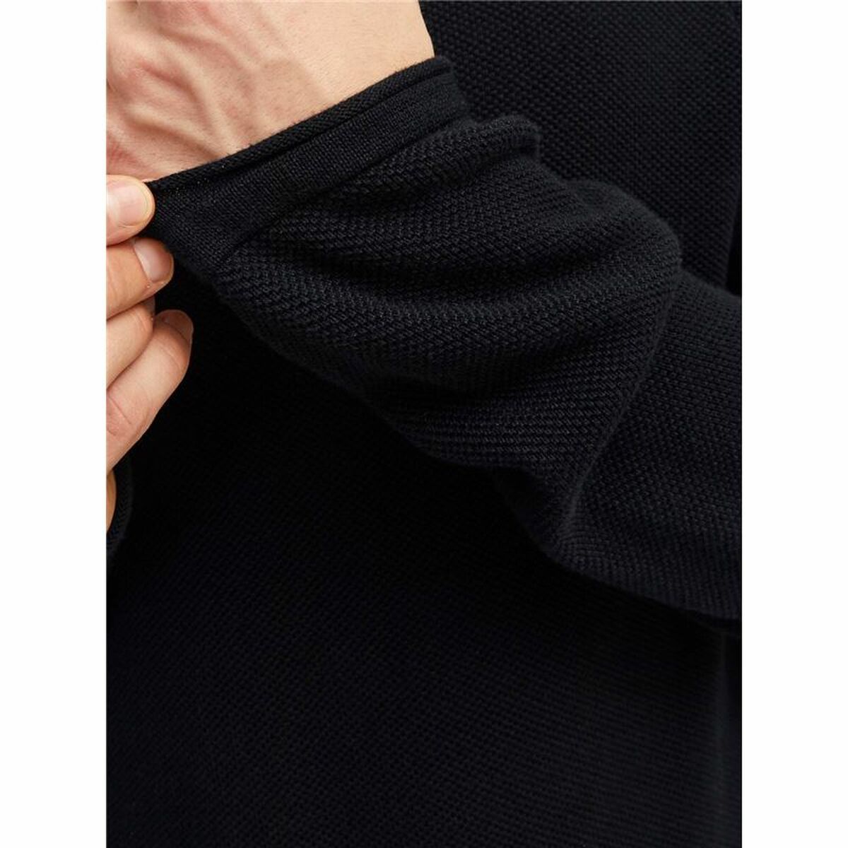 V3HB3EA3A8E16FC8321047E58B52C763FDDR6162120P4